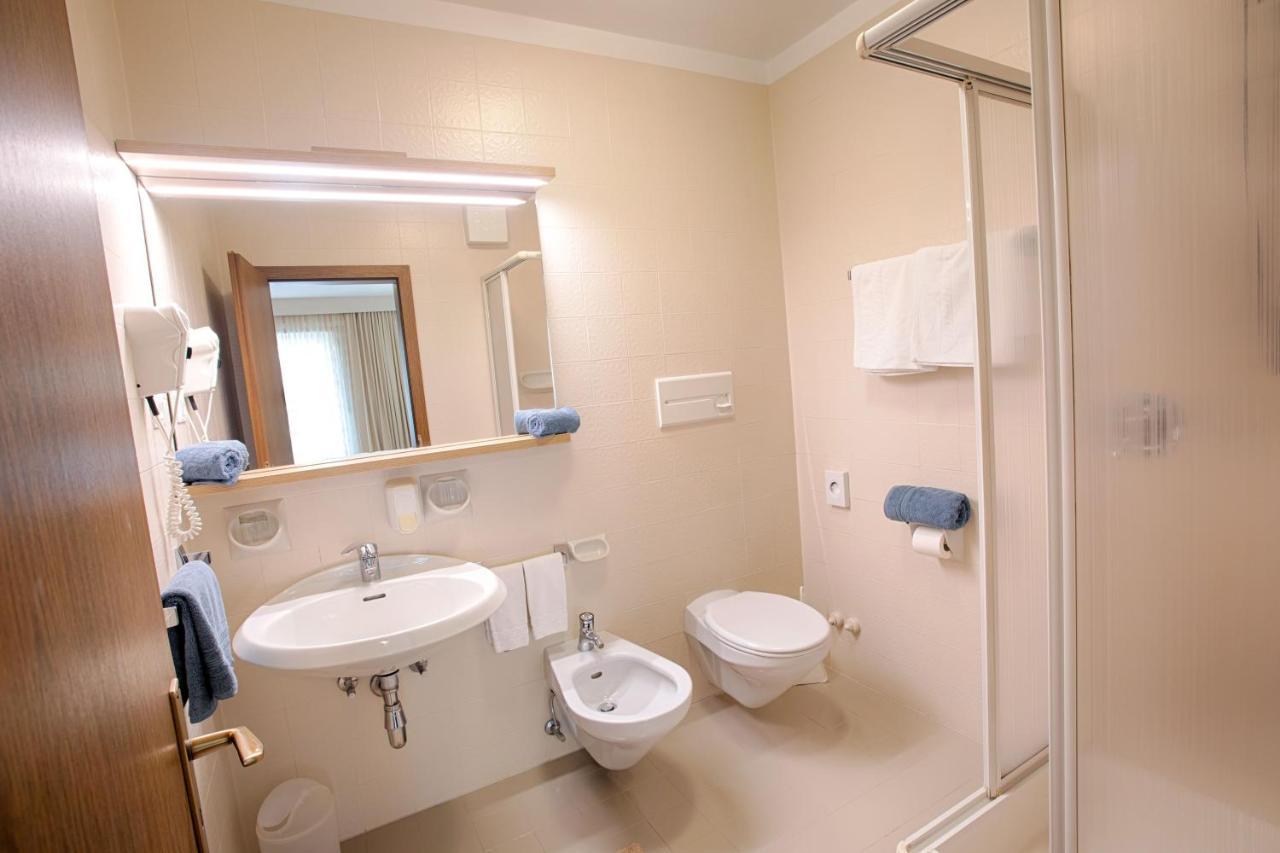 Hotel Lamm Натурно Екстер'єр фото